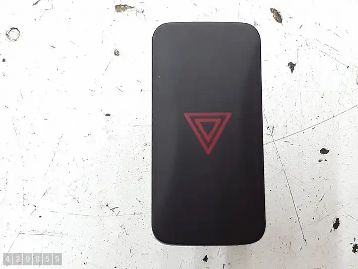 Nissan Leaf I (ZE0) (2010 - 2017) 3112b Включатель аварийных фонарей — фото 1