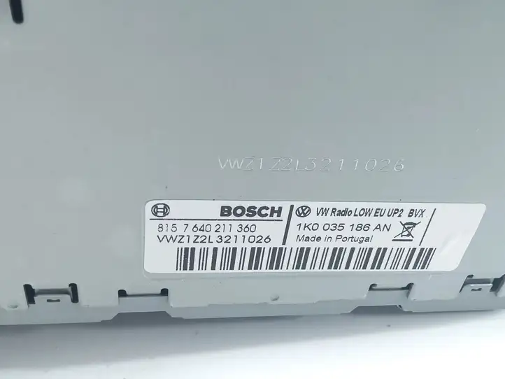 Volkswagen PASSAT B6 (2005 - 2010) 1K0035186 Магнитола / мультимедийная система — фото 4