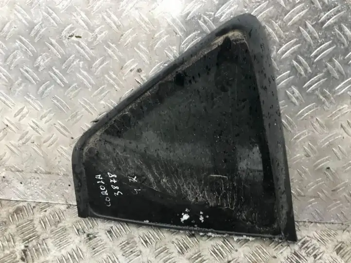 Toyota Corolla Verso AR10 (2004 - 2009) Заднее боковое стекло — фото 1