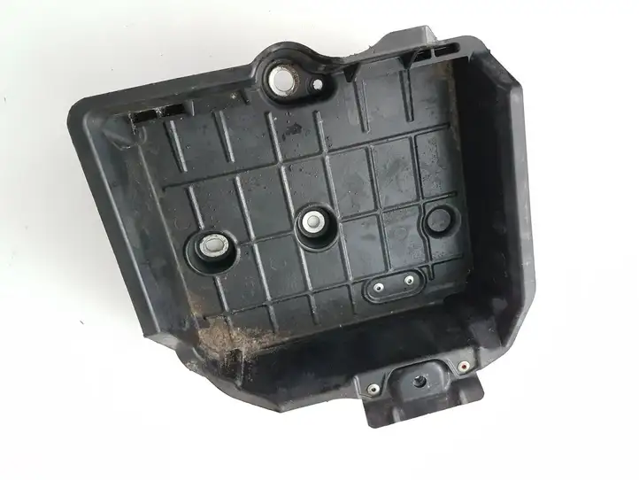 Toyota C-HR (2016 - 2022)  7440402800 Платформа крепления аккумулятора