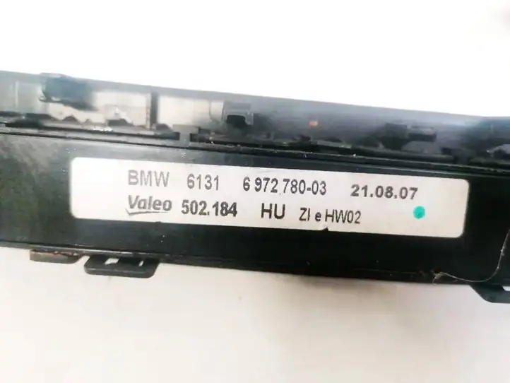 BMW X5 E70 (2006 - 2013) 6131697278003 Кнопка парктроника — фото 3