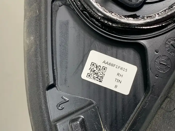 Hyundai i30 (2017 - ) 43R016878 Заднее боковое стекло — фото 4