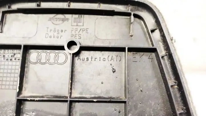 Audi Q7 4L (2005 - 2009) Прочие детали салона — фото 3