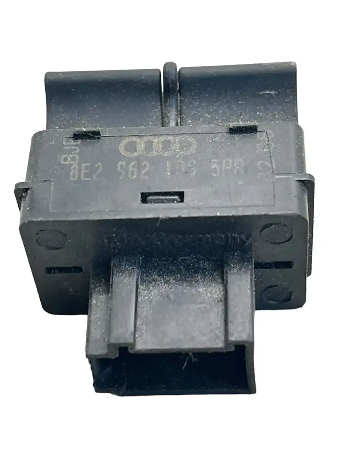 Audi A4 S4 B6 8E 8H (2000 - 2006) 8E2962109 Кнопка стеклоподъемников — фото 1