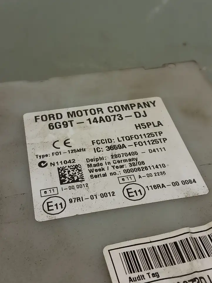 Ford S-MAX (2006 - 2010) 6G9T14A073DJ Блок предохранителей — фото 5
