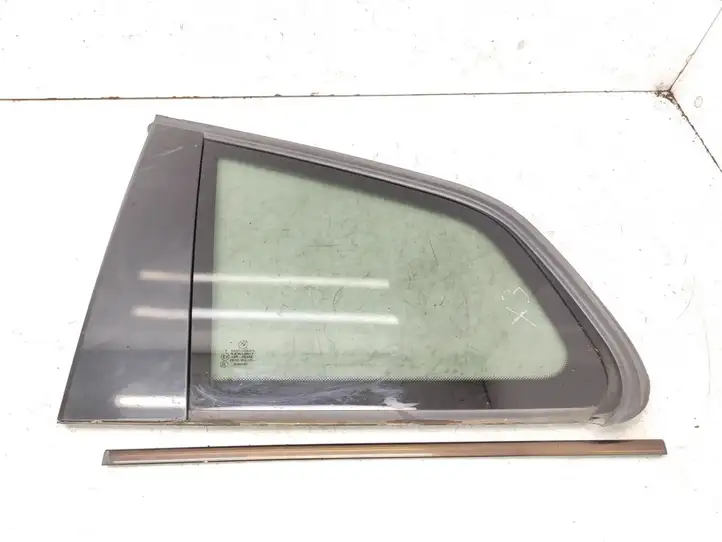 BMW X3 E83 (2003 - 2010) 43R00104 Заднее боковое стекло — фото 1