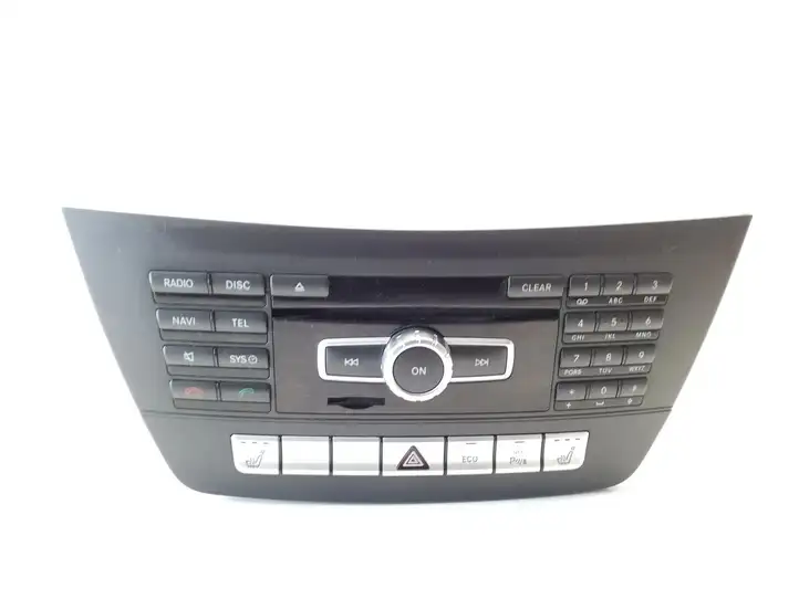 Mercedes-Benz C W204 (2007 - 2014) A2049005908 Магнитола / мультимедийная система — фото 1
