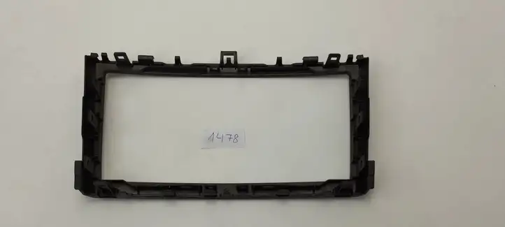 Toyota Avensis T270 (2009 - 2012)  0519005210 Другая деталь салона