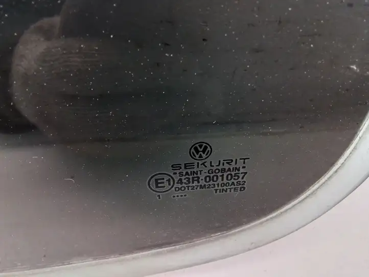 Volkswagen Golf IV (1998 - 2005) 43R001057 Форточка двери — фото 3
