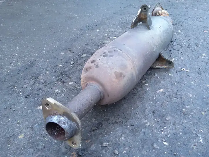 Toyota Avensis T270 (2009 - 2012) 174100R140 Катализатор / DPF / FAP — фото 2