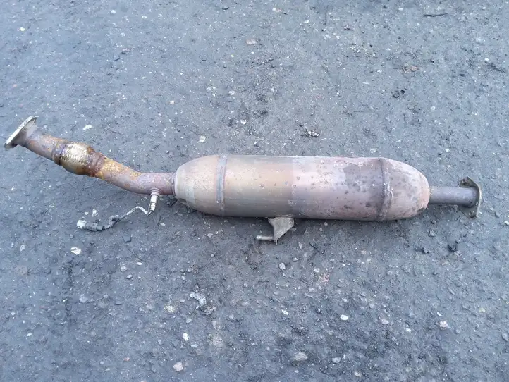 Toyota Avensis T270 (2009 - 2012) 174100R140 Катализатор / DPF / FAP — фото 4