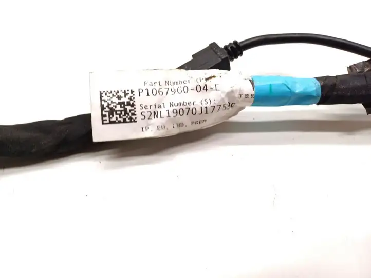 Tesla Model 3 (2017 - 2023) 1067960-04-E Прочая электропроводка — фото 4