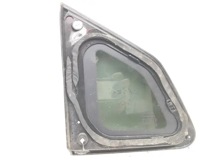 Nissan Qashqai (2013 - 2017) 43R001595 Заднее боковое стекло — фото 2