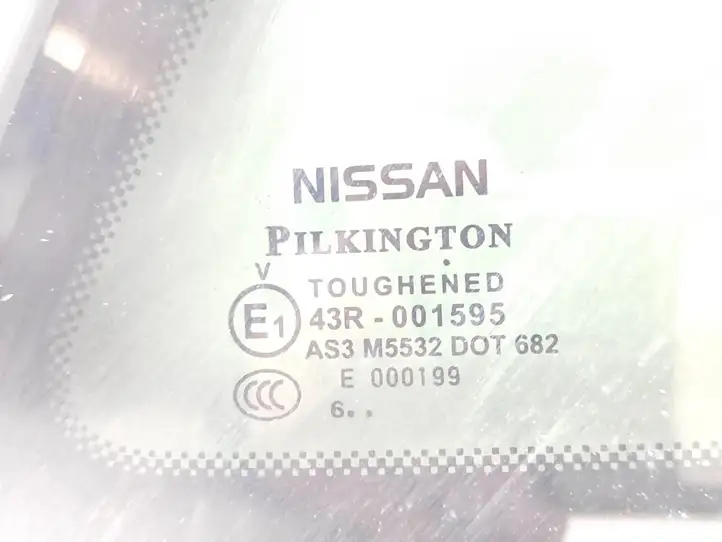 Nissan Qashqai (2013 - 2017) 43R001595 Заднее боковое стекло — фото 3