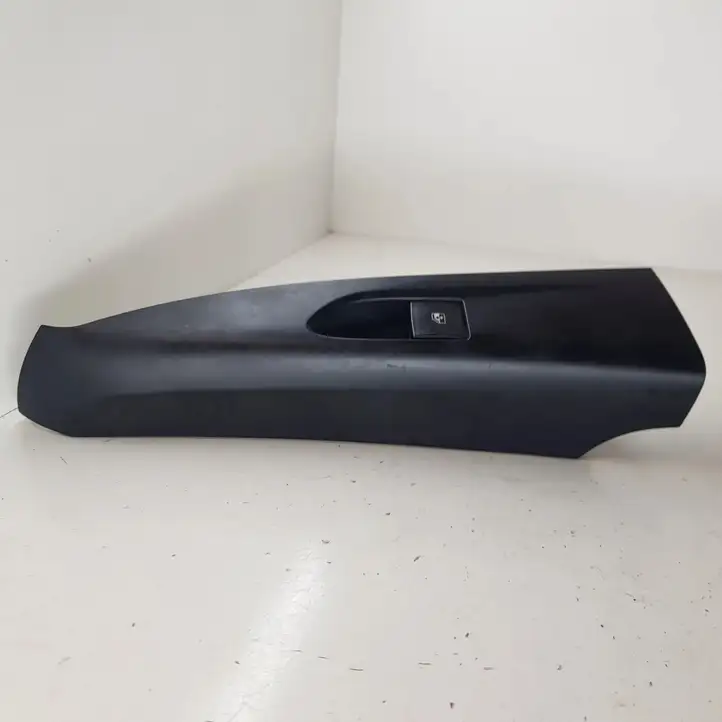 Opel Zafira (2014 - 2016)  13301888 Кнопка стеклоподъемников
