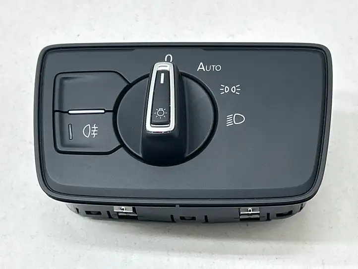 Volkswagen PASSAT B8 (2015 - ) 3G0941633J Включатель фонарей — фото 1