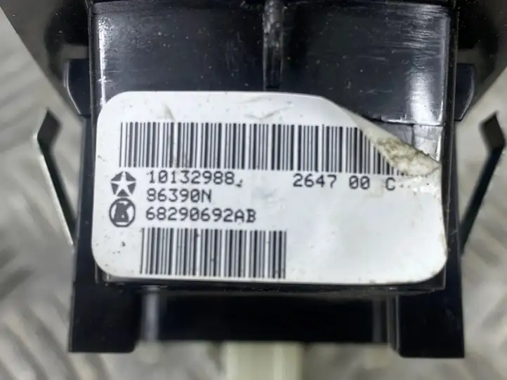 Jeep Grand Cherokee (2010 - 2021) 68290692AB Блок кнопок стеклоподъемников — фото 5
