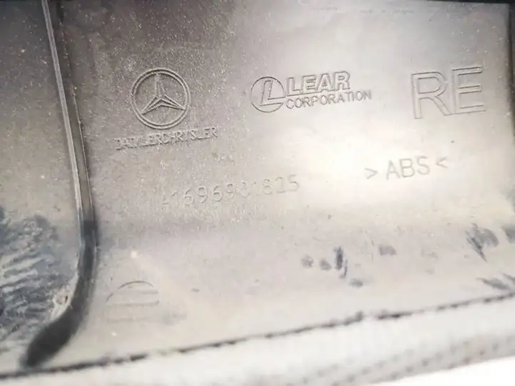 Mercedes-Benz A W169 (2004 - 2012) a1696901825 Прочие детали салона — фото 3
