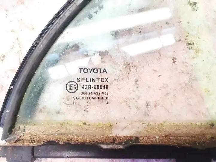 Toyota Avensis T250 (2003 - 2006) Форточка двери — фото 2