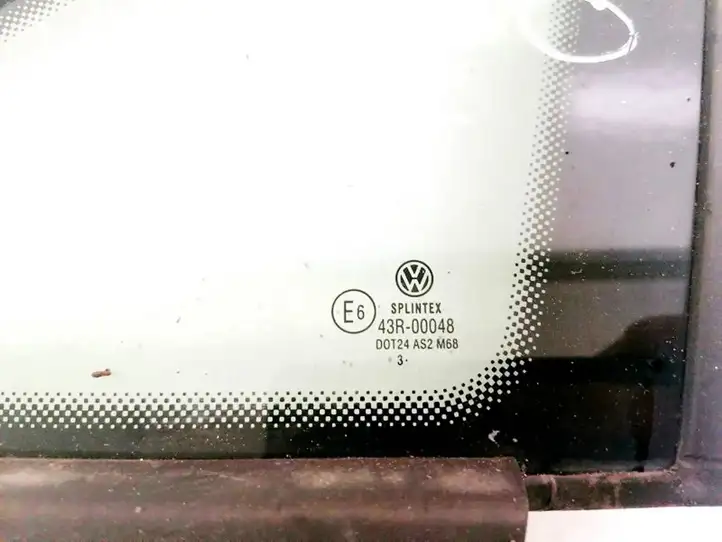 Volkswagen Touran I (2003 - 2010) Треугольное стекло кузова — фото 3