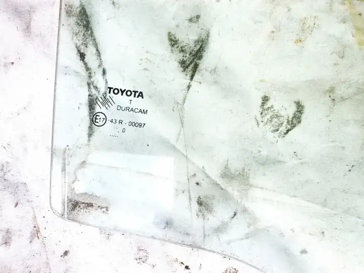 Toyota Verso (2009 - 2012) Стекло задней двери — фото 3