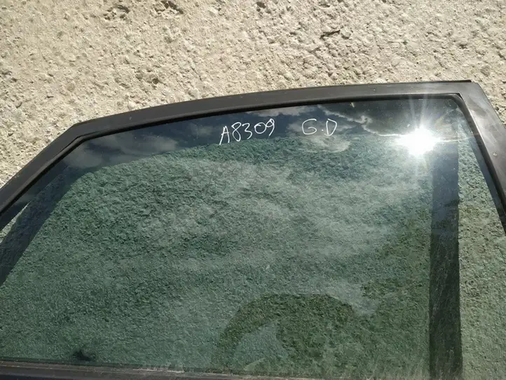 Toyota Avensis T220 (2000 - 2003) Стекло задней двери — фото 2
