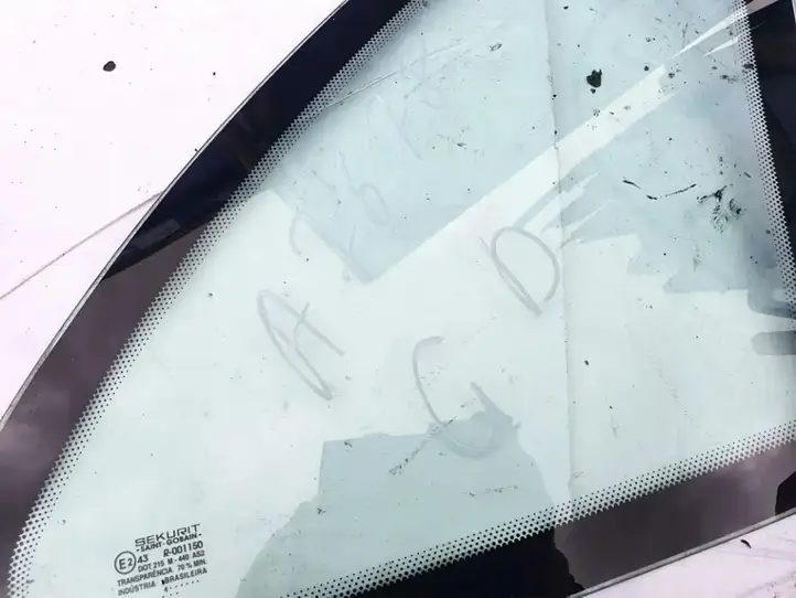 Citroen Xsara Picasso (1999 - 2012) Заднее боковое стекло — фото 3