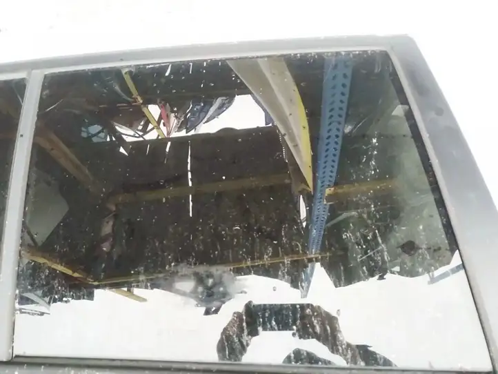 Toyota RAV 4 (XA20) (2000 - 2005) Стекло задней двери — фото 2