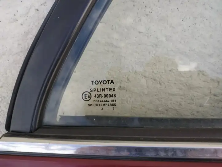 Toyota Avensis T250 (2003 - 2006) Форточка двери — фото 3