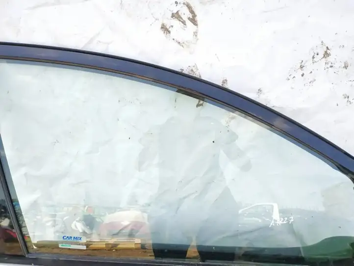 Toyota Avensis Verso (2001 - 2004) Стекло передней двери — фото 2