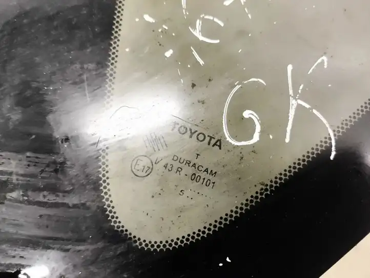 Toyota Verso (2009 - 2012) 43r00101 Заднее боковое стекло — фото 2