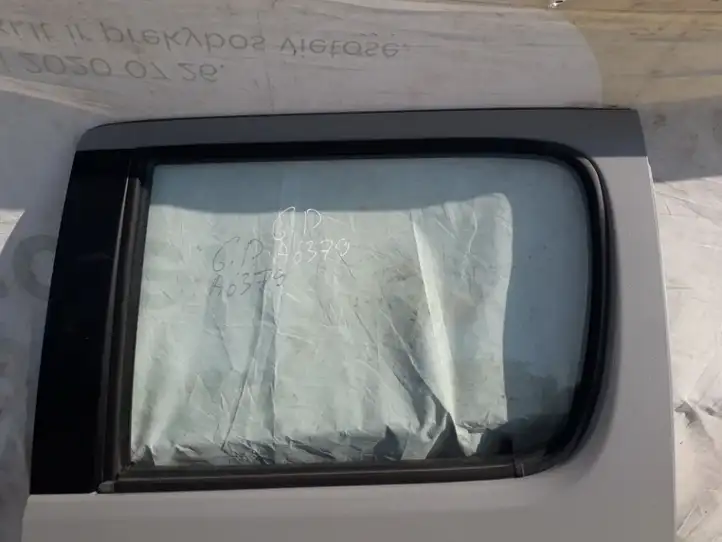 Toyota Yaris Verso (1999 - 2005) Стекло задней двери — фото 1