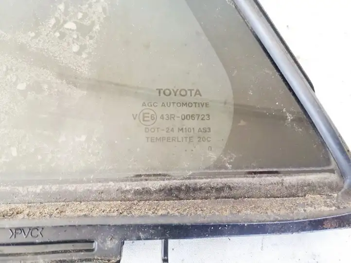 Toyota Avensis T270 (2009 - 2012) 6818905070 Форточка двери — фото 2