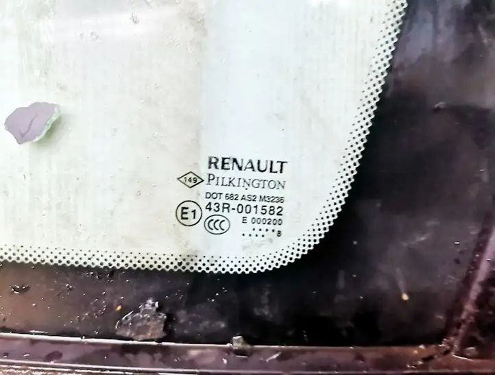 Renault Laguna III (2007 - 2015) Заднее боковое стекло — фото 2