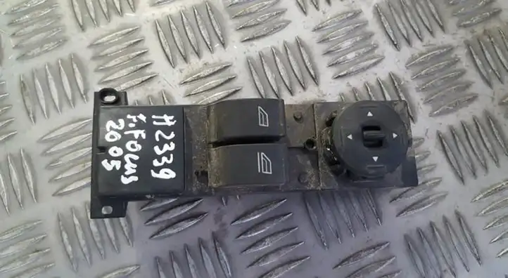 Ford Focus (2005 - 2008) 3M5T14529DE Кнопка стеклоподъемников — фото 1