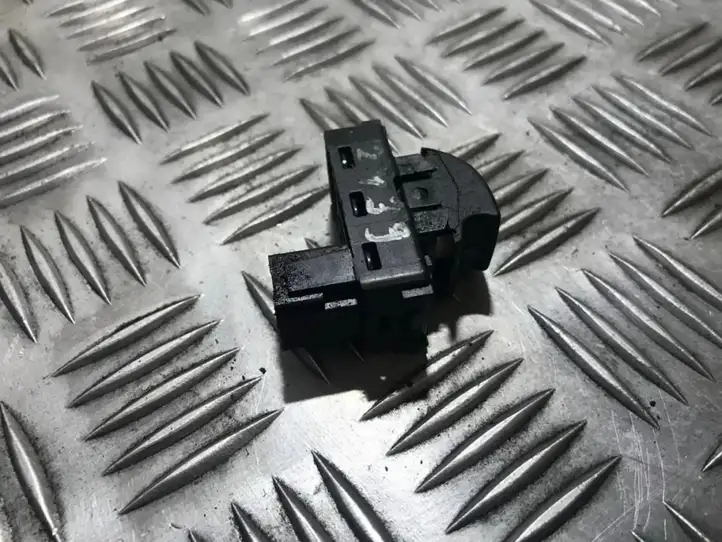 Citroen C4 (2004 - 2008) 9654465577 Кнопка стеклоподъемников — фото 1