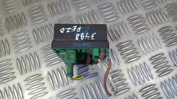 Peugeot 206 (1998 - 2012)  9639912580 Реле подогрева свеч