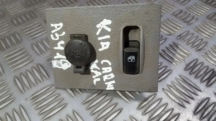 Kia Carnival (2002 - 2006) 0k53a66370a Кнопка стеклоподъемников — фото 1