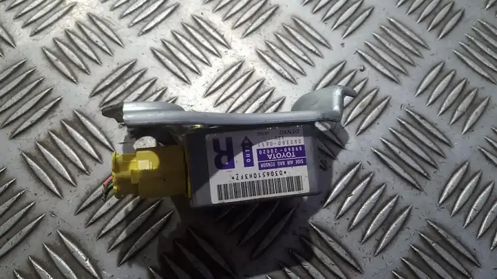 Toyota Celica T230 (1999 - 2006)  8986020020 Датчик удара надувных подушек