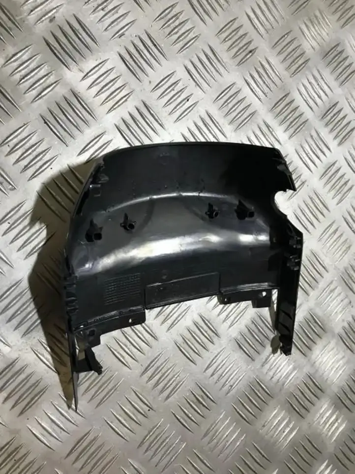BMW 3 E90 E91 (2005 - 2012) 6131695026501 Прочие детали салона — фото 2