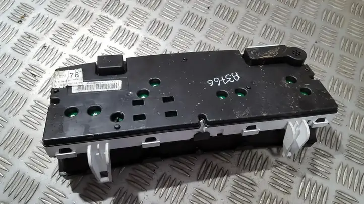 Toyota Corolla E120 E130 (2000 - 2004)  8380002760 Спидометр (приборный щиток)