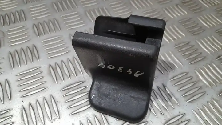Toyota Auris 150 (2006 - 2012) 7213802070 Прочие детали салона — фото 1