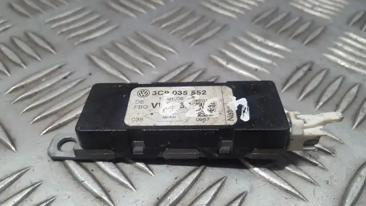 Volkswagen PASSAT B6 (2005 - 2010)  3C9035552 Блок управления антенной