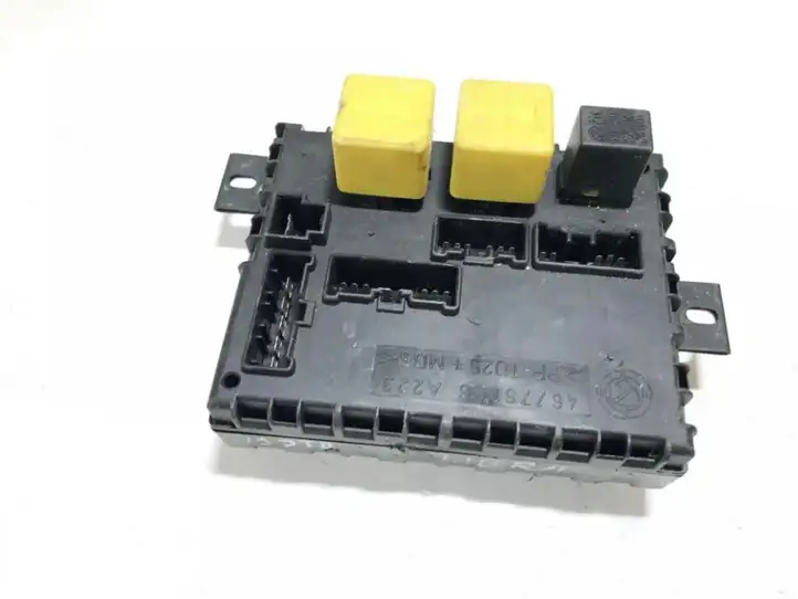 Lancia Lybra (1999 - 2006)  a223 Ящик предохранителей (комплект)