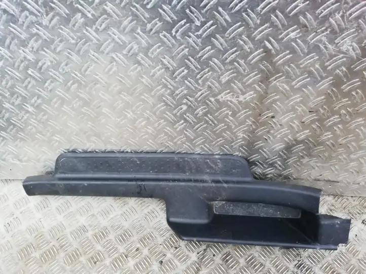 Toyota Yaris Verso (1999 - 2005) 6791352030 Прочие детали салона — фото 1