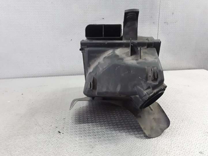 058133837E Volkswagen PASSAT B5 Oro filtro dėžė