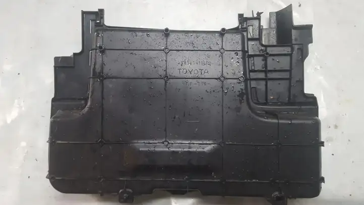 Toyota Corolla Verso E121 (2001 - 2004) 5854313010 Прочие детали салона — фото 2
