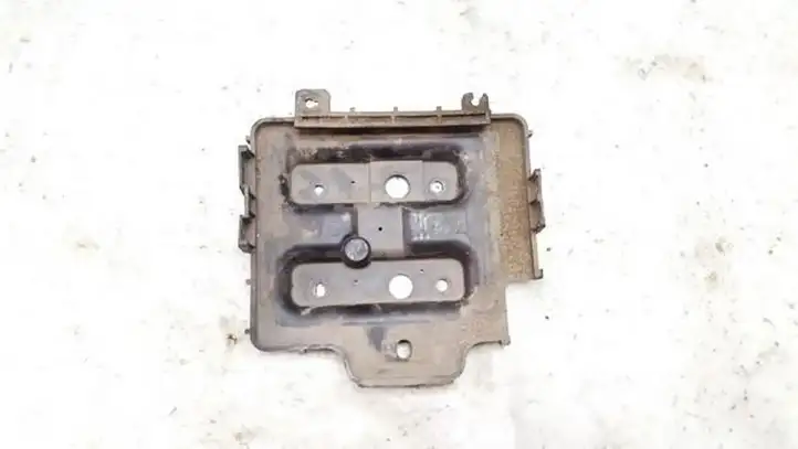 Hyundai Getz (2002 - 2005) 37150ic1000 Ящик аккумулятора — фото 2