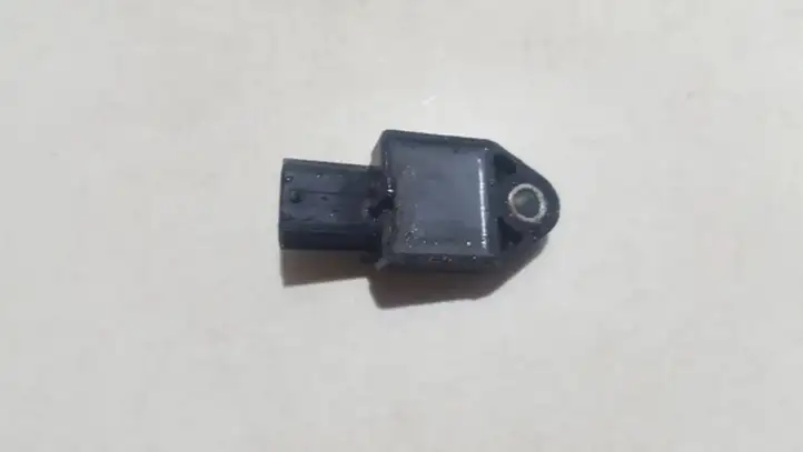 Toyota Avensis T250 (2006 - 2009) 8983305010 Датчик удара SRS — фото 2
