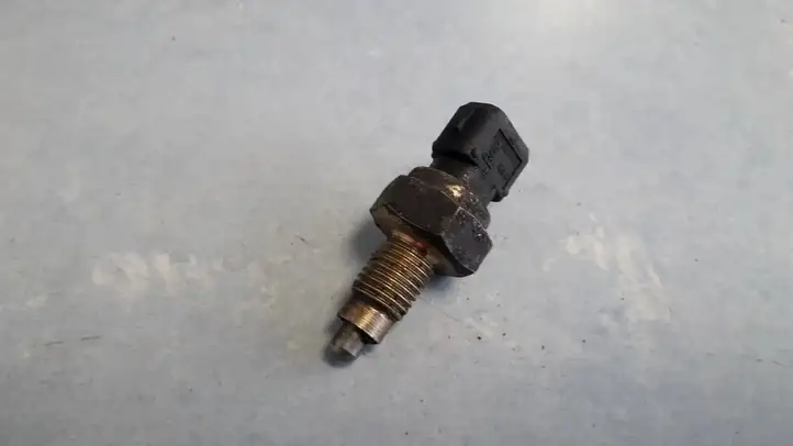 Volkswagen Lupo (1998 - 2005) 020945415a Датчик заднего хода — фото 1